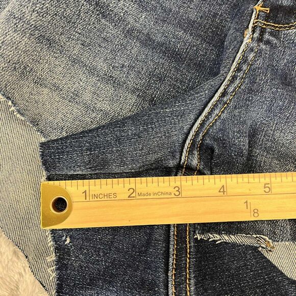 Judy Blue Women's Size 2XL Denim Distressed Stretch Shorts Cut-Off Festival - Picture 8 of 8